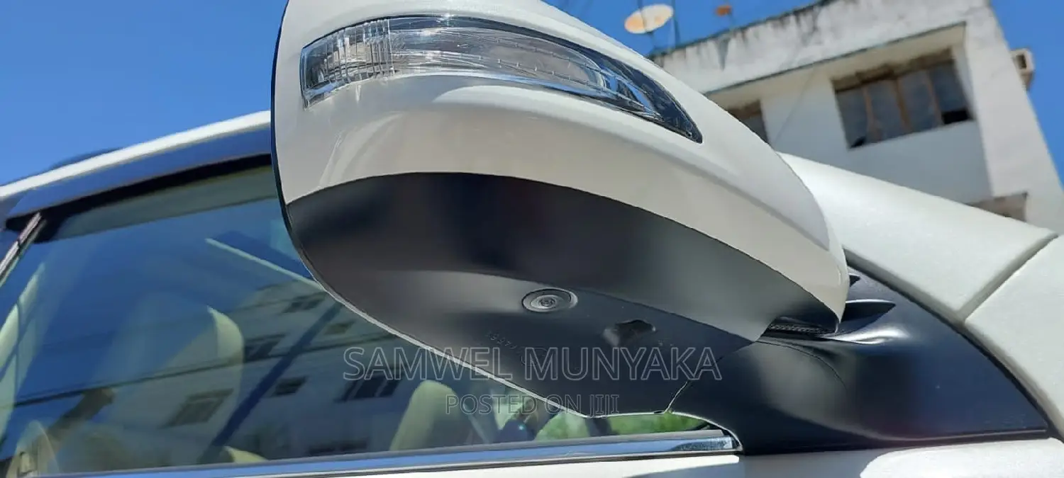 Toyota Land Cruiser Prado 2.8 2018 White