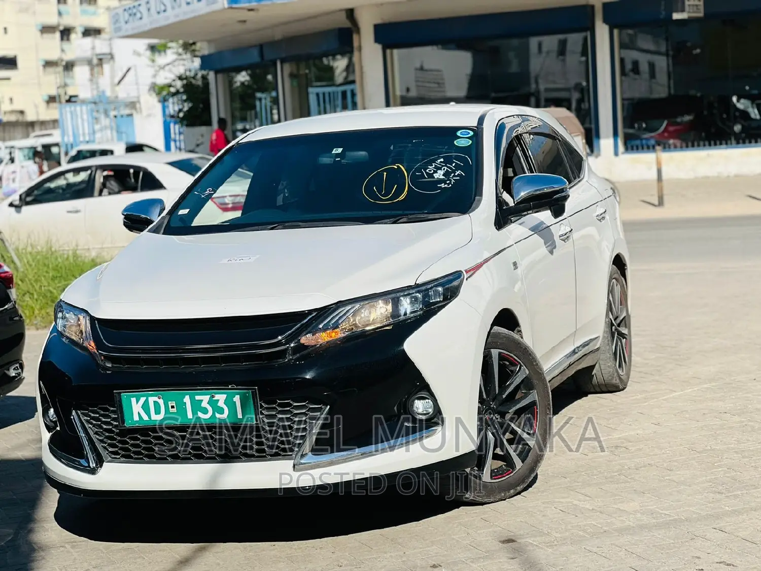 Toyota Harrier 2.0 Turbo 4WD 2017 Pearl