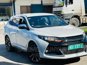 Toyota Harrier 2.0 Turbo 4WD 2017 Pearl