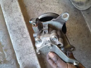 Nissan Caravan Nv350 Power Steering Pump
