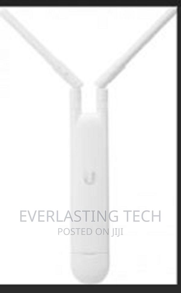 \ Ubiquiti Unifi UAP-AC-M-PRO Dual-Band 802.11ac Mesh Pro Ou