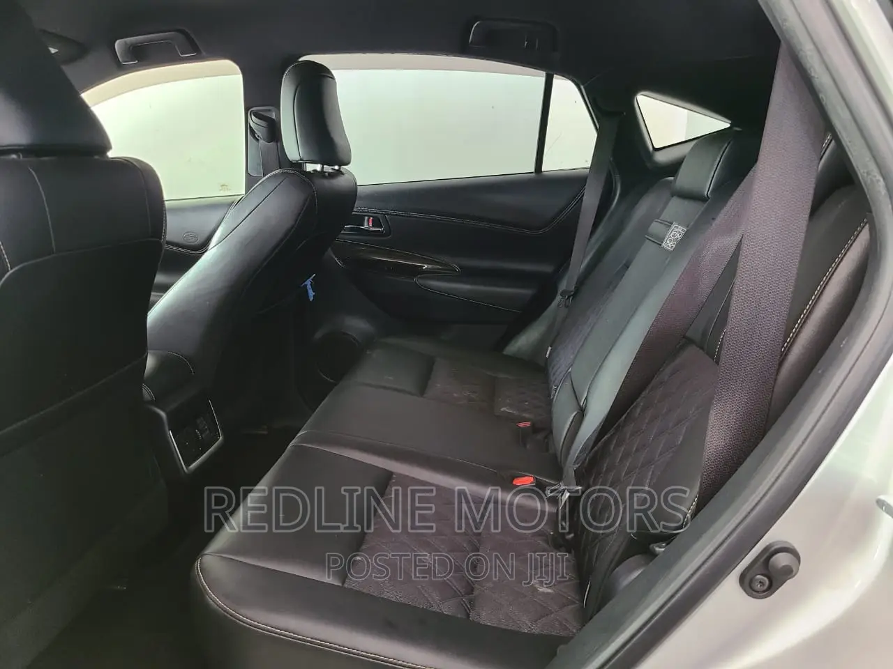 Toyota Harrier 2016 Silver