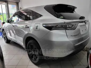 Toyota Harrier 2016 Silver