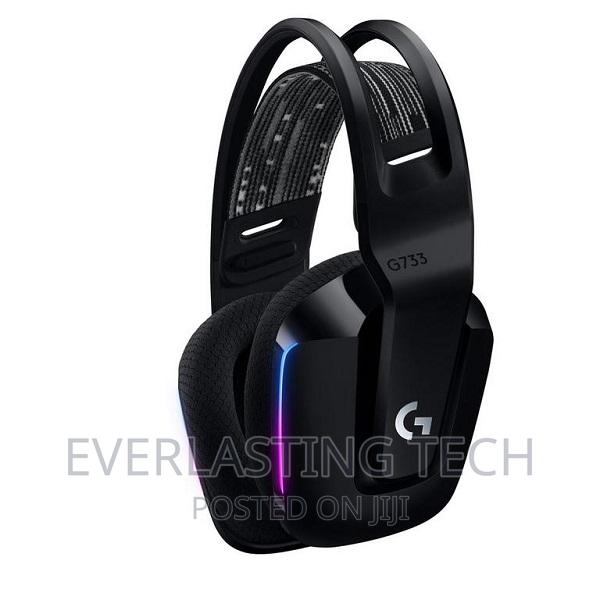 G733 Ultra-Lightweight, Wireless Gaming Headset