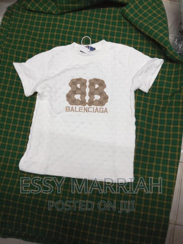 Bubble Tshirt at 1200 - thumbnail 3