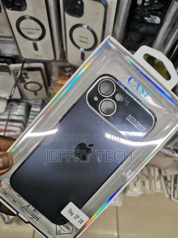 Unique View Luxury Back Cover Case Compatible With iPhone 14 - thumbnail 3