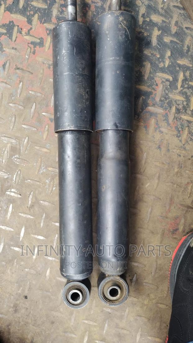 Land Cruise 100 Series Front Shock - thumbnail 2