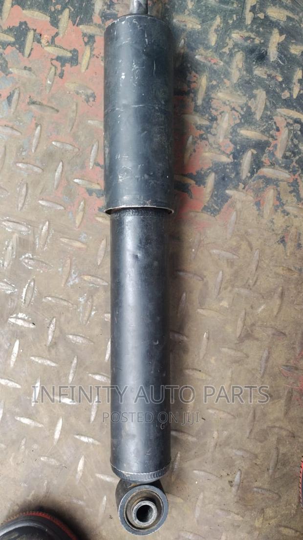 Land Cruise 100 Series Front Shock - thumbnail 3