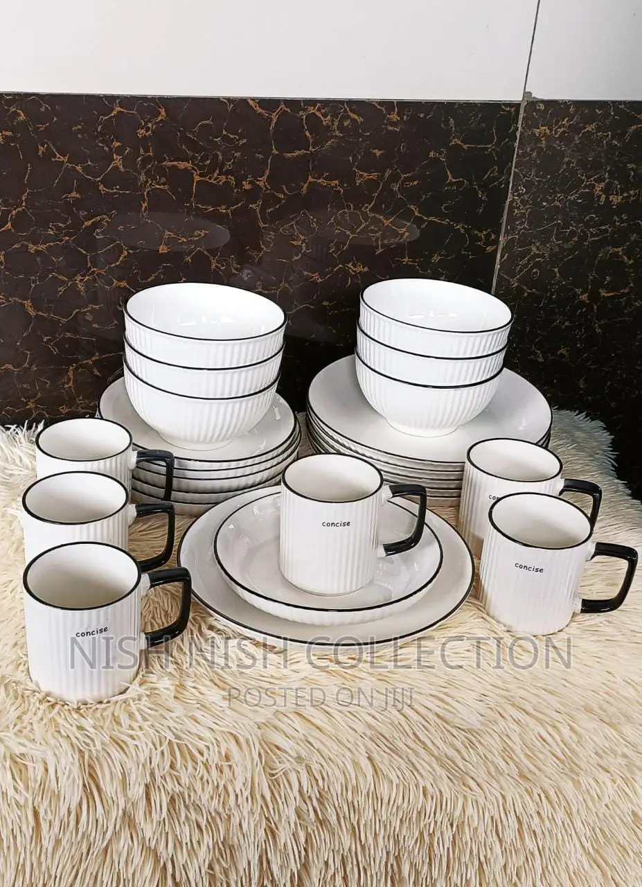 24 Pieces Dinner Set