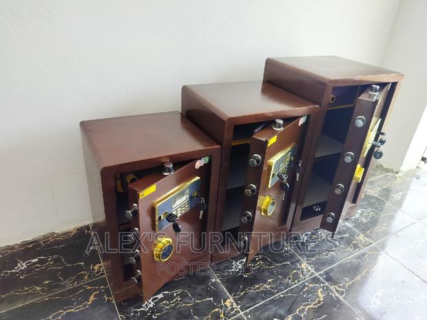 Safe Box Safe Box Safe Box Safe Box Safe Box Safe Y - main view