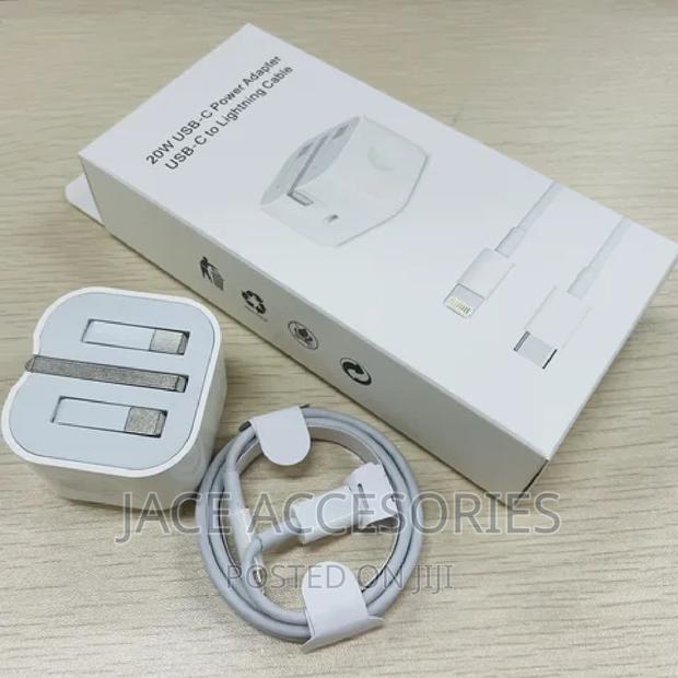 iPhone 12/13/14 Pro Max Charger - thumbnail 3