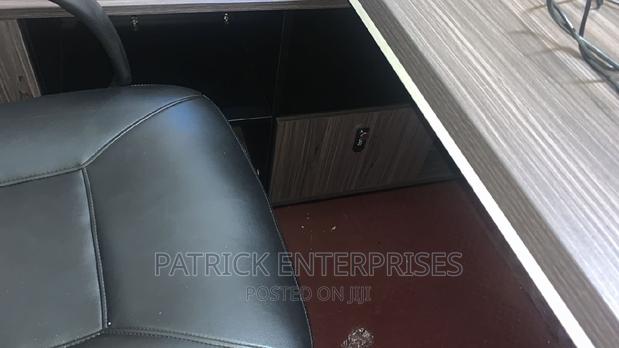 Executive Imported Morden Office Desk 1.6 MTRS - thumbnail 3