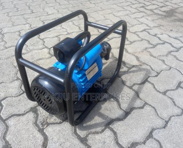 Interna Electric Concrete Vibrator - main view