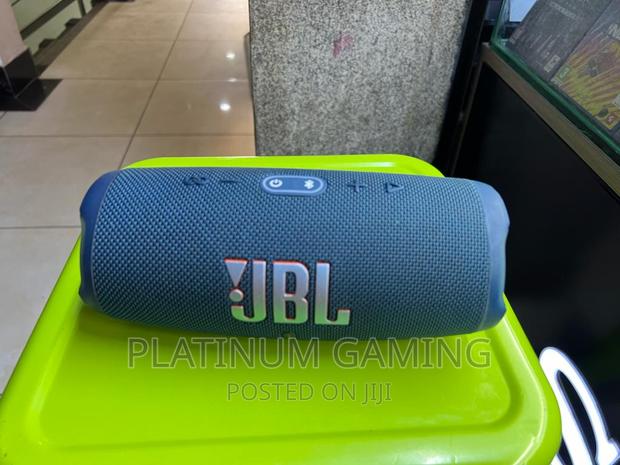 JBL Charge 5 Blue Used - thumbnail 3
