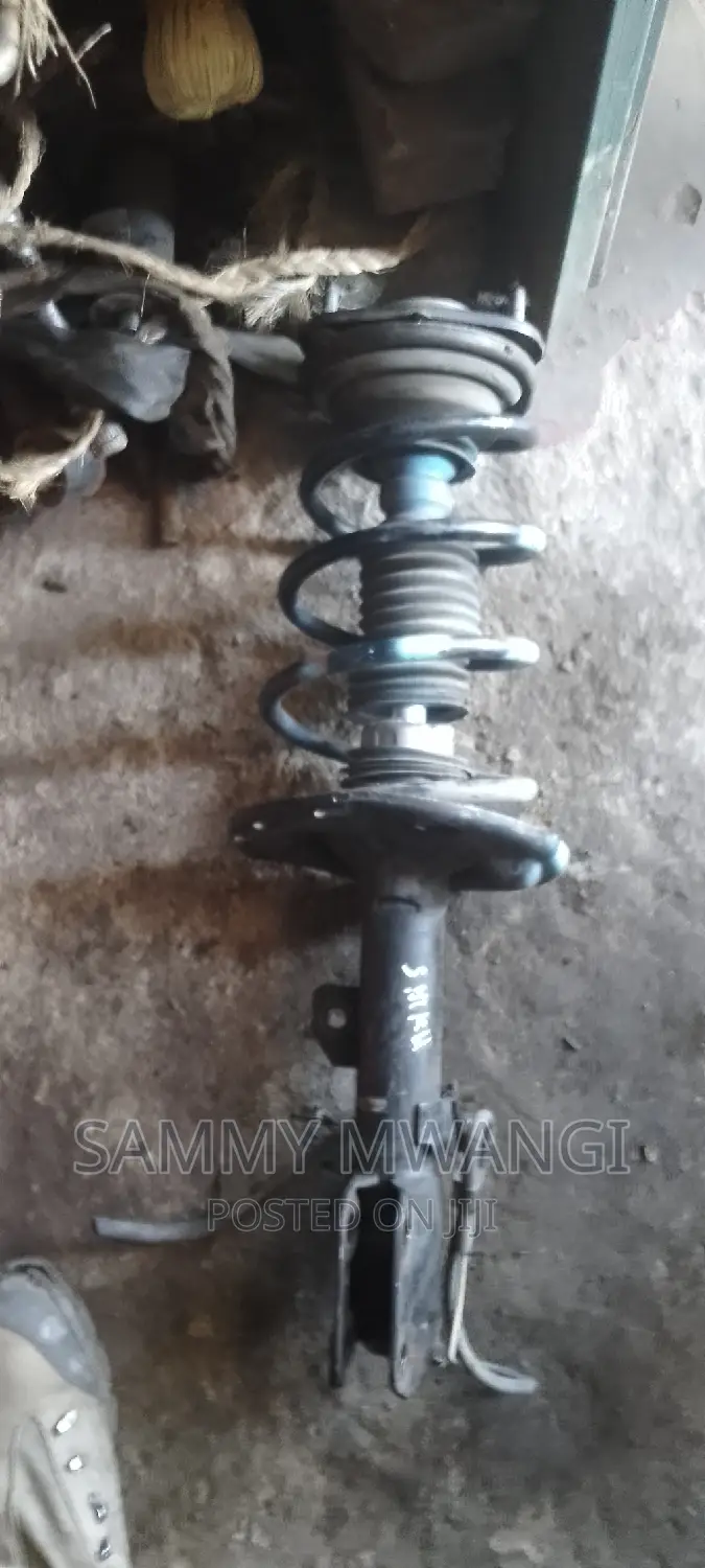 Toyota Voxy Noah Complete Shock Ex Japan 