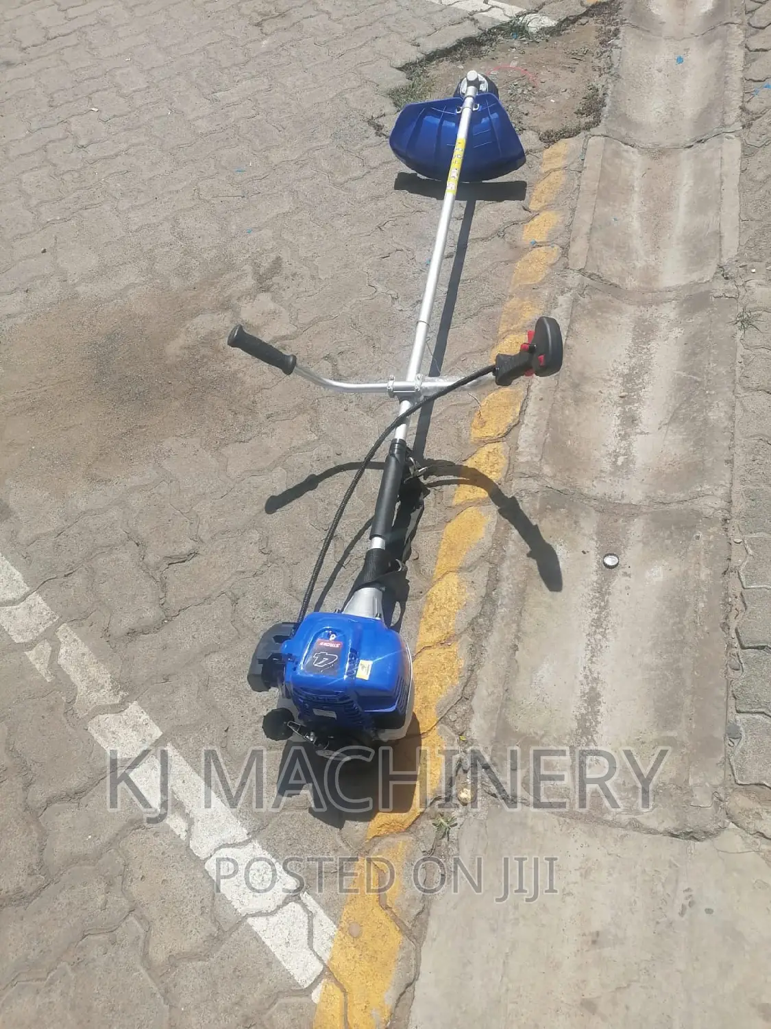 Tlac Brand Gasoline Brushcutter -With 8 Blades
