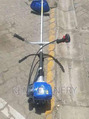 Four Stroke Brushcutter -Quality and Powerful