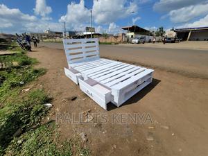 Pallet Bed- 4*6 White Pallet Bed With Drawers. (#KA08) - thumbnail 2