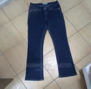 Mom Jeans Size 30 Available