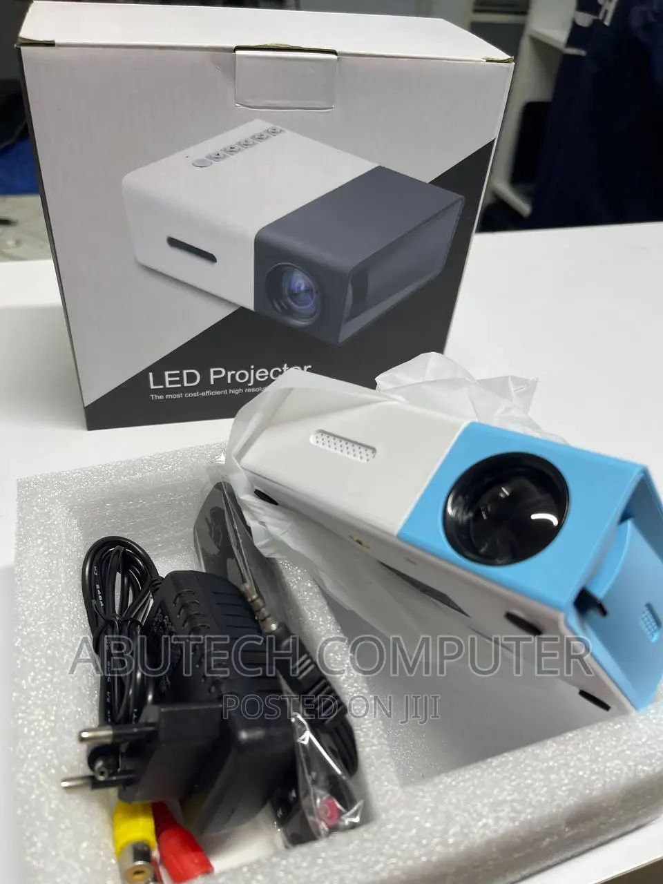 Led Projector