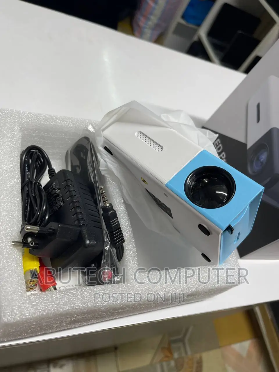 Led Projector