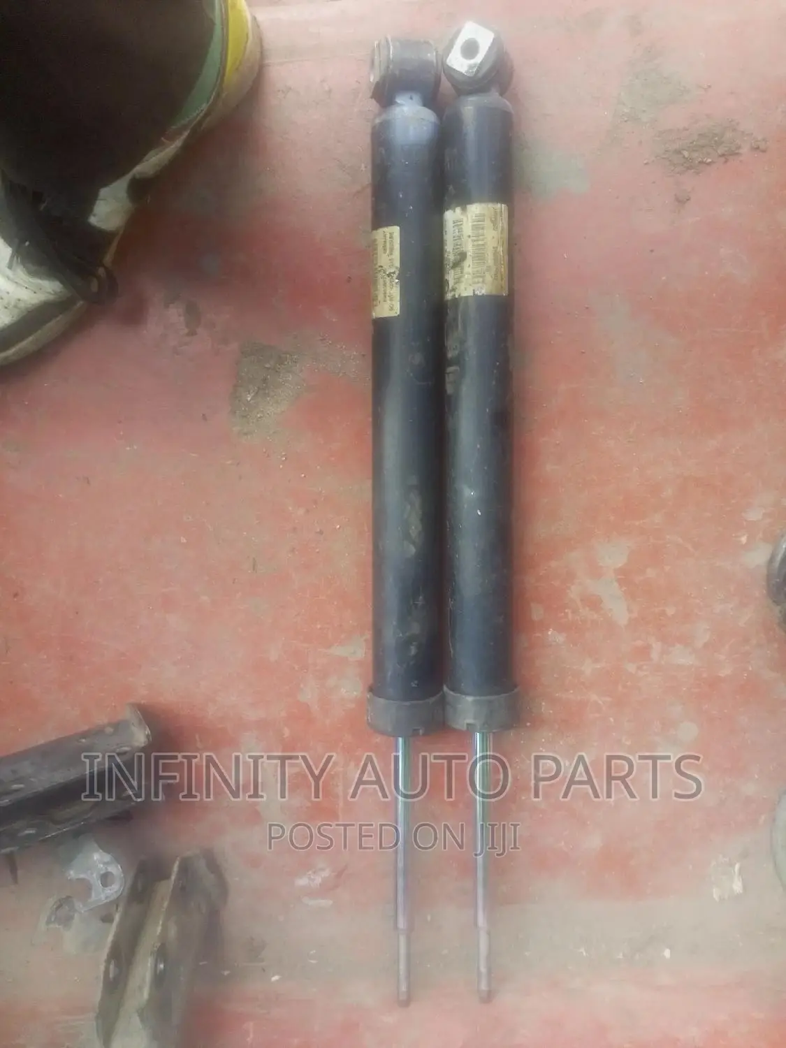 BMW X3 E83 Rear Shocks