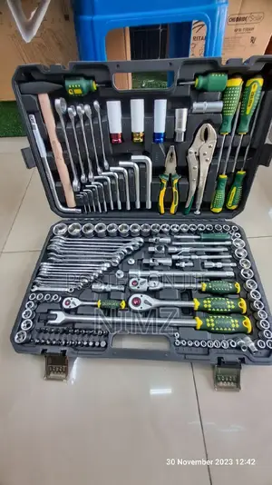 142+ 2 Pieces Boss Force Socket Set