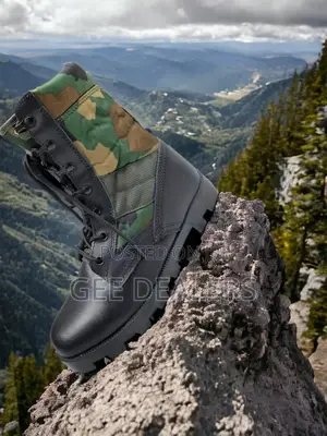 Siwar Black/ Camouflage Military Tactical Hiking Boots