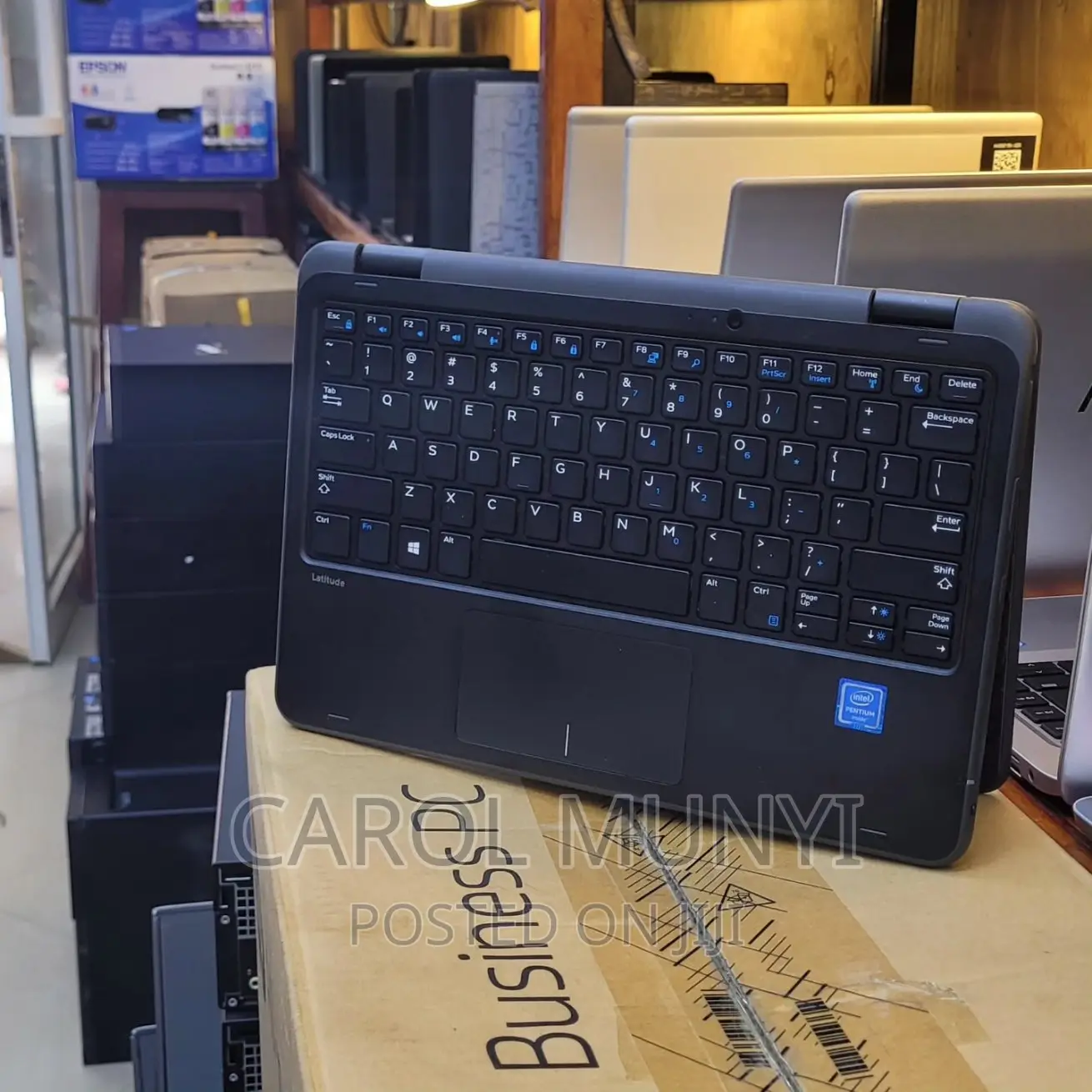 Laptop Dell Latitude 3189 8GB Intel Core I3 HDD 500GB