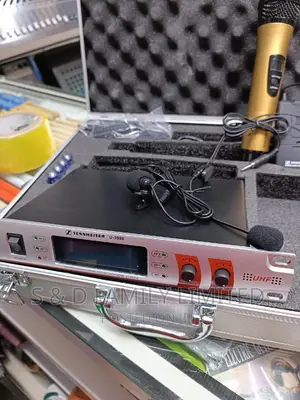 Sennheiser 3 in 1 Microphone Lapel Handheld