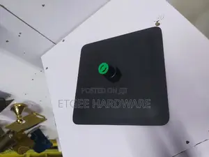 Square Head Black 8cm