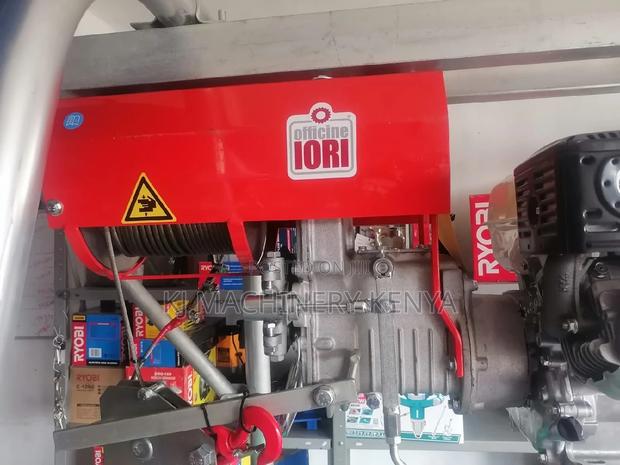 Iori One Tonne Concrete Hoist -Honda Powered Engine
