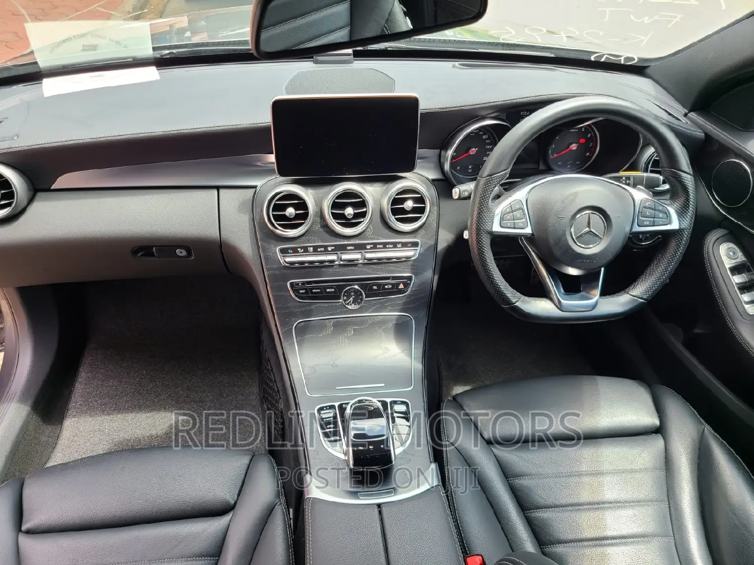 Mercedes-Benz C200 2016 Gray