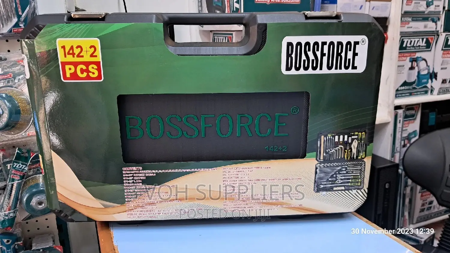 142pcs +2pcs Force Mechanical Toolbox