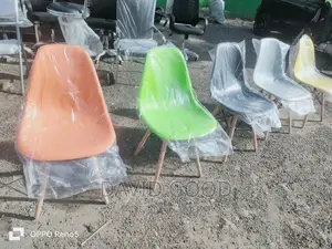 Eames Chair Eames Chair Eames Chair Eames Chair Eames Chair
