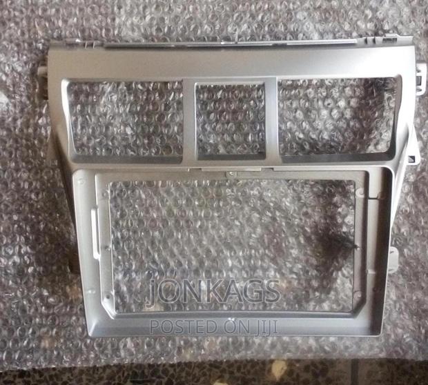 Toyota Belta Console 2007