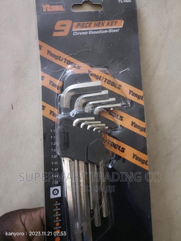 R N Key Set - main view