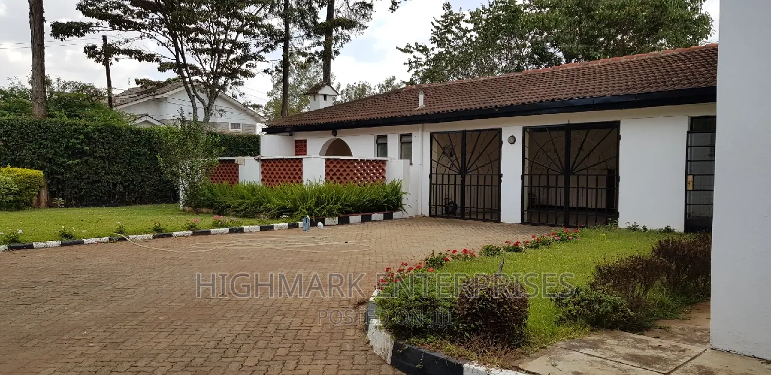5bdrm Maisonette in Ridgeways for sale