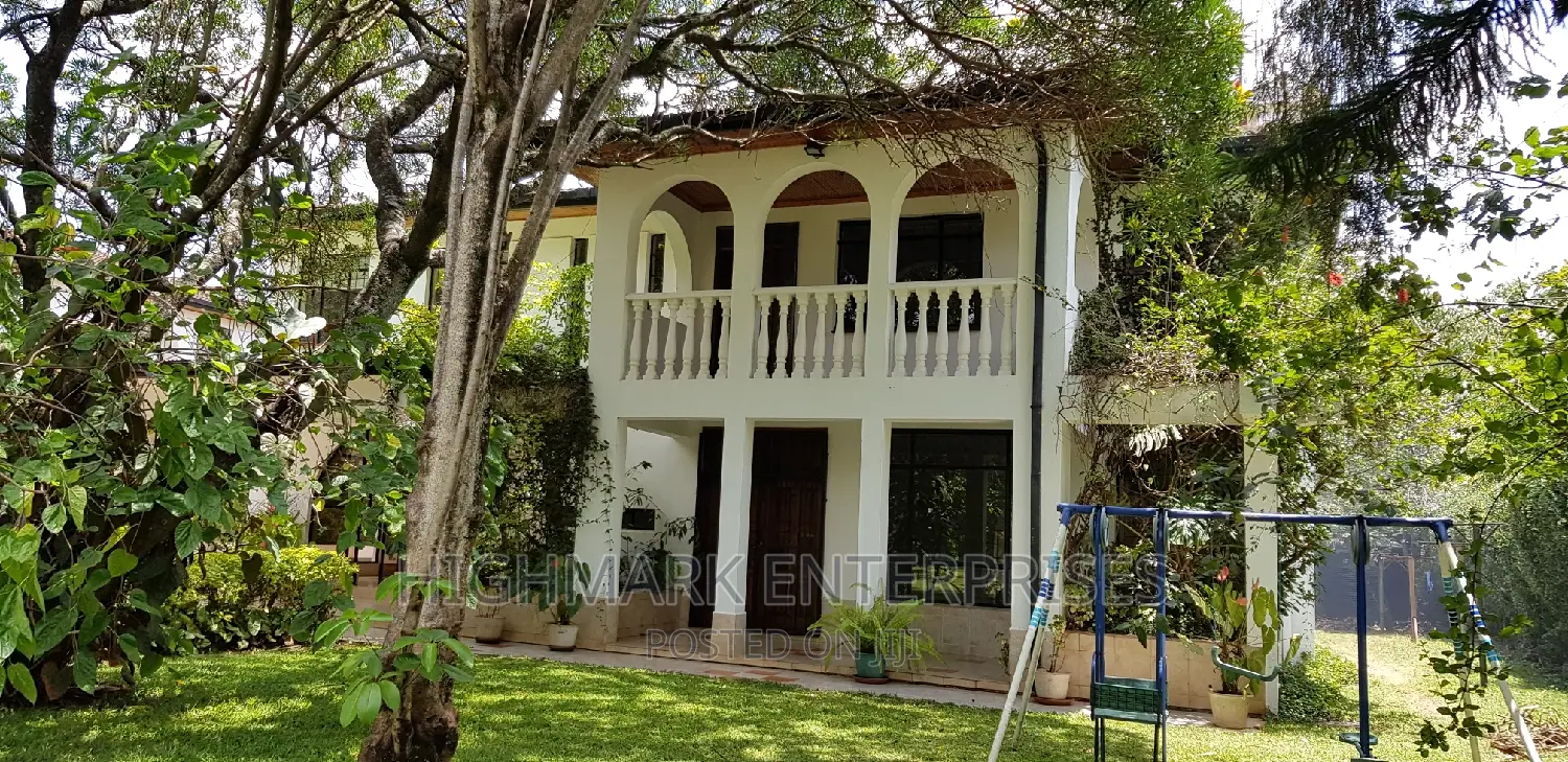 5bdrm Maisonette in Ridgeways for sale