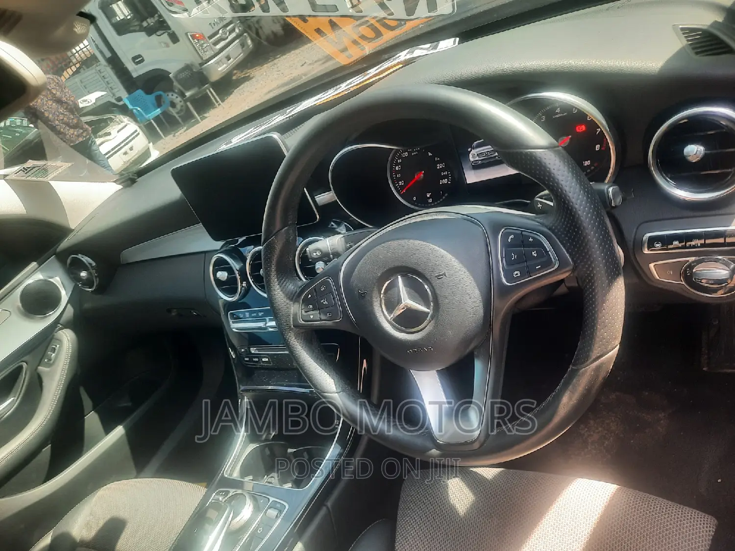 Mercedes-Benz C180 2016 Black