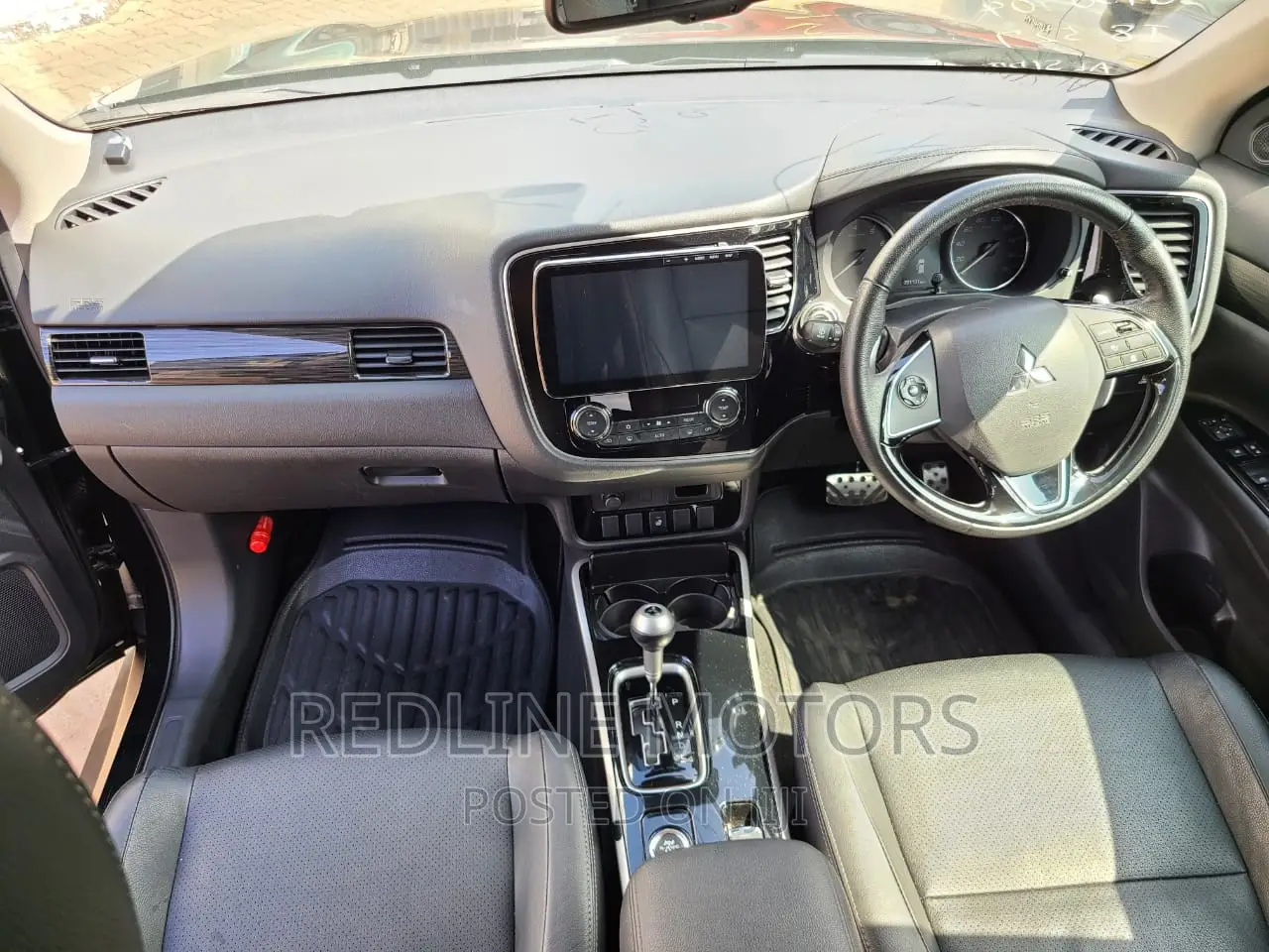Mitsubishi Outlander 2017 Black