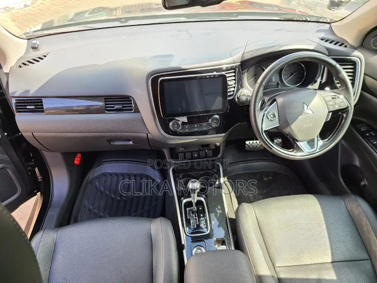 Mitsubishi Outlander 2017 Black