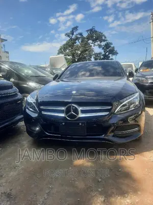 Mercedes-Benz C180 2016 Black
