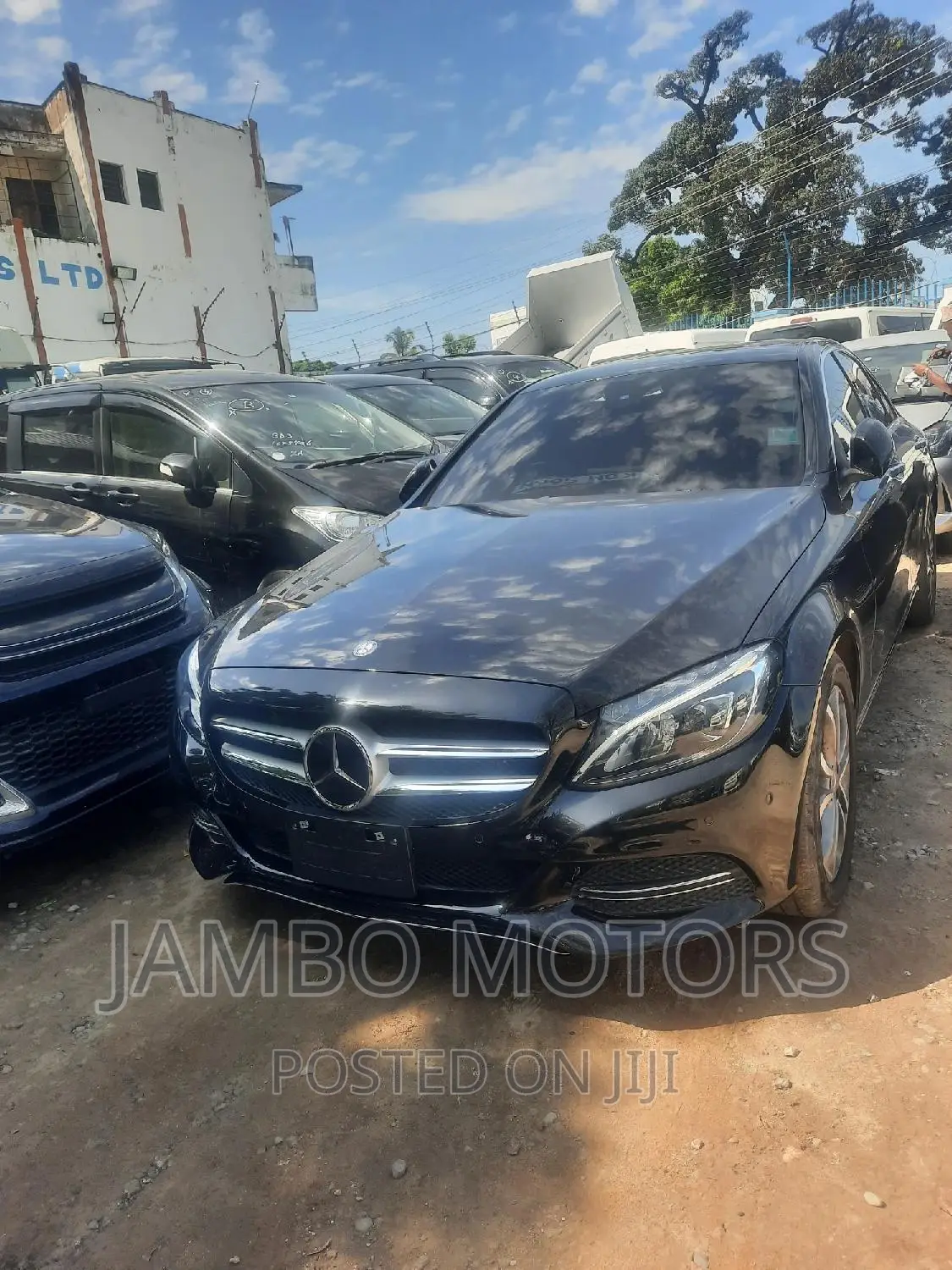 Mercedes-Benz C180 2016 Black