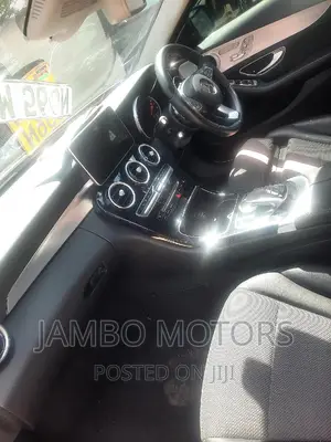 Mercedes-Benz C180 2016 Black
