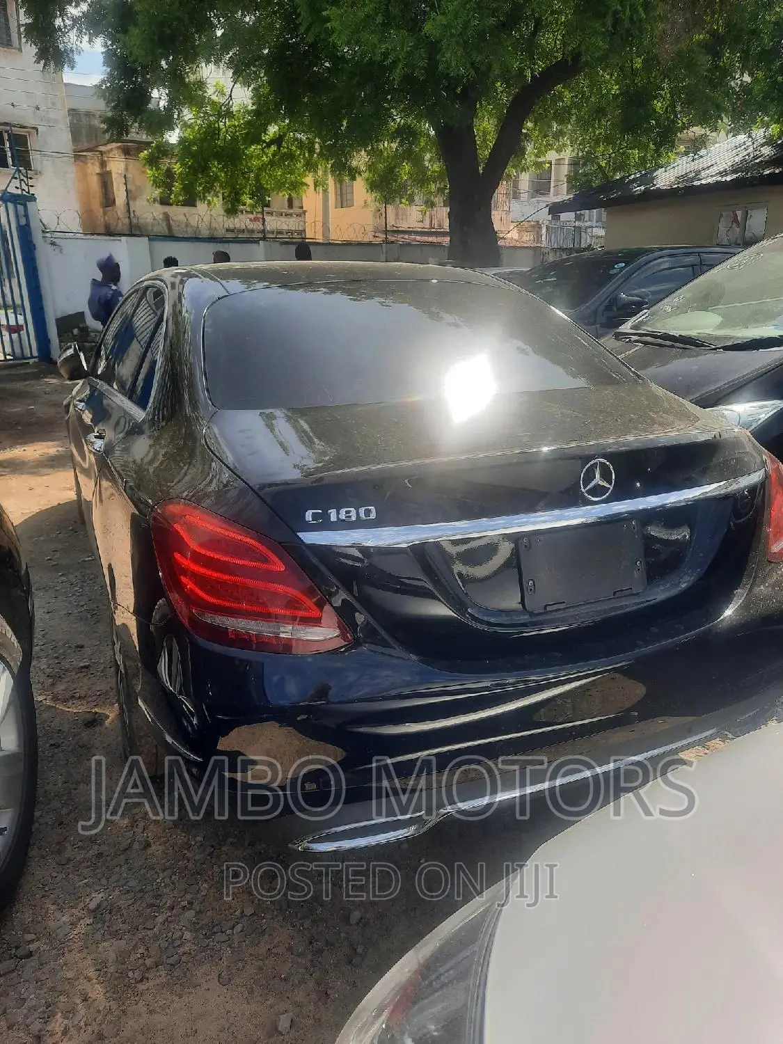 Mercedes-Benz C180 2016 Black