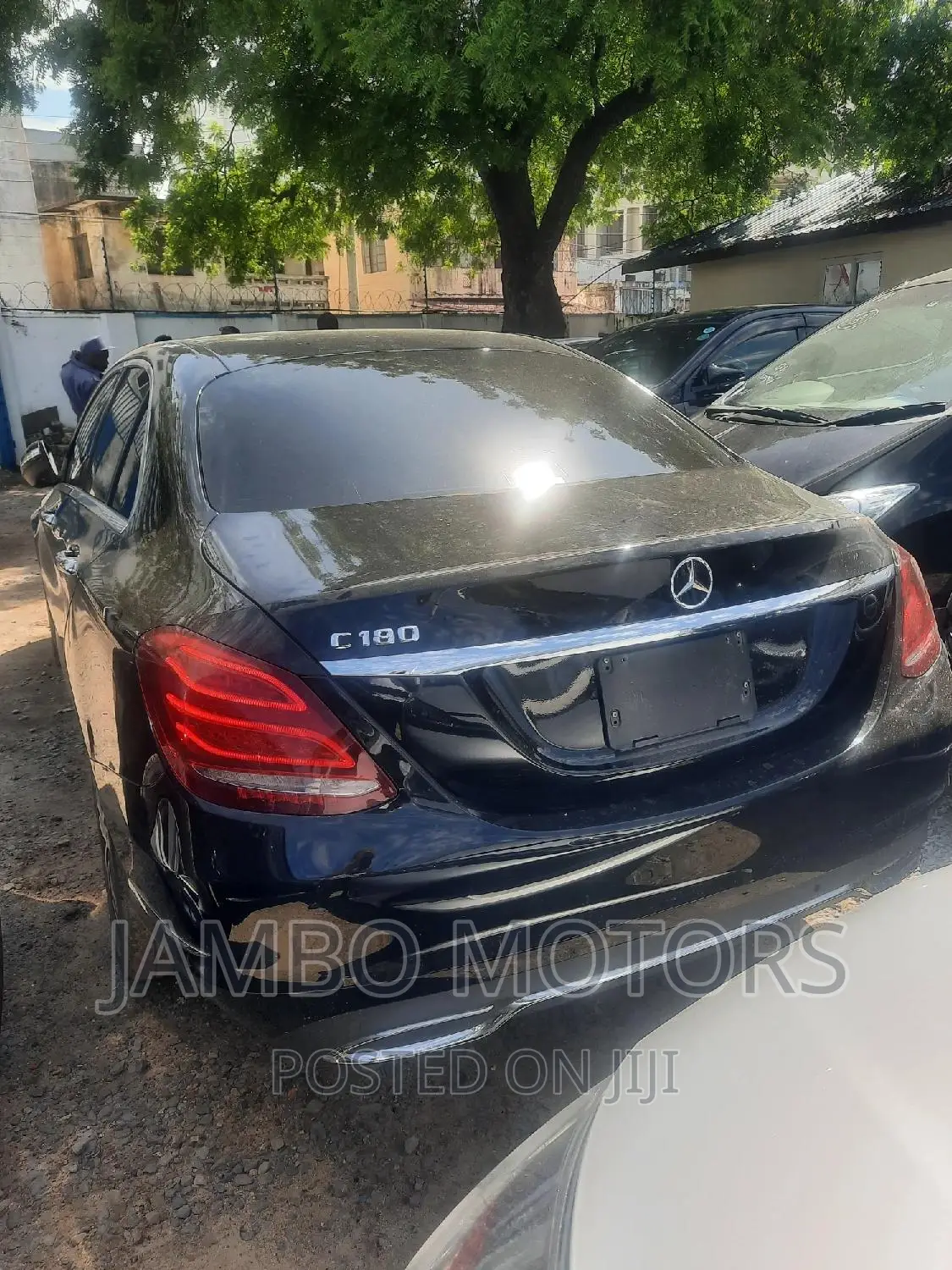 Mercedes-Benz C180 2016 Black