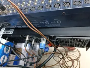 Crest Audio 20 Plus Soundcraft 12 Channels Plain Mixer