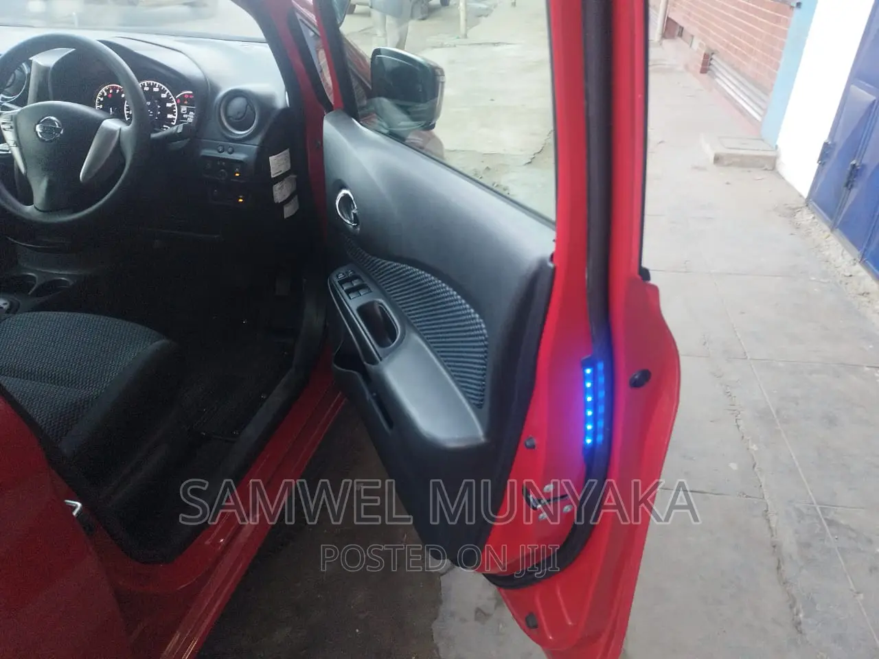 Nissan Note 1.6 Petrol 2017 Red