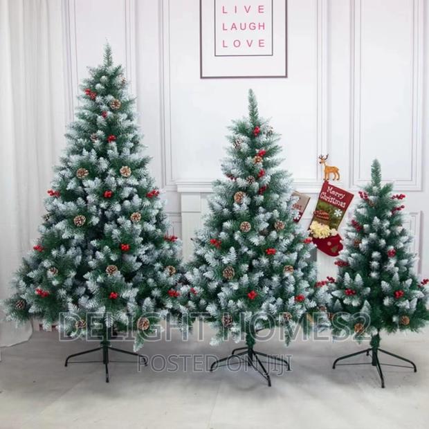 Christmas Tree With Pine Cones and Berries